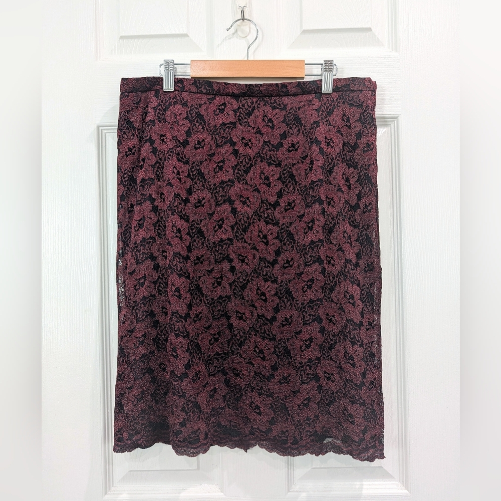 Vintage Gianni Burgundy Lace Floral Overlay Black Skirt 14 Dark Romantic Career